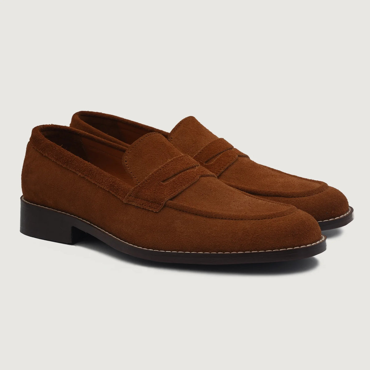 Baxton Brúnn Suede Leður lágskór fyrir Karla For Men in Brown Goatskin Suede - Hliðarsýn | Kaupa á netinu