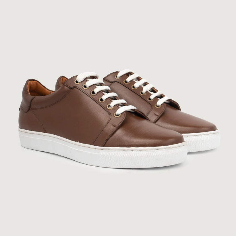 Carter Runn Brown Leather Sneakers For Men in Brown Full-Grain Leather - Lateral Side Profile View | Buy Online