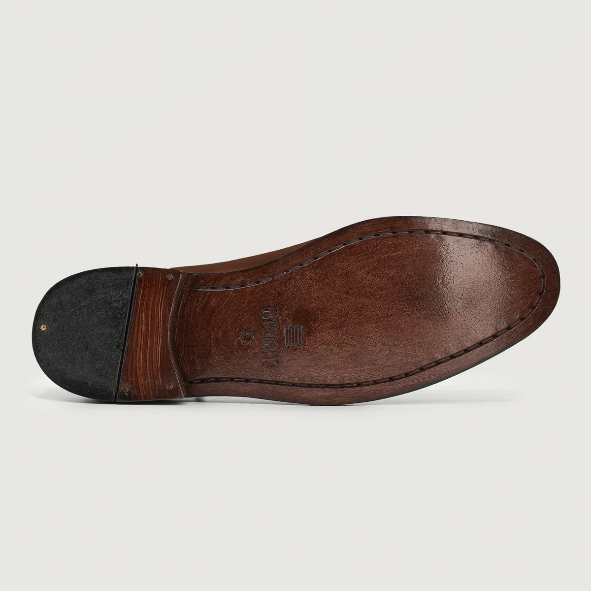 Authentic Full-Grain Leather Grain Texture & Heavy-Duty Seam Stitching Detail