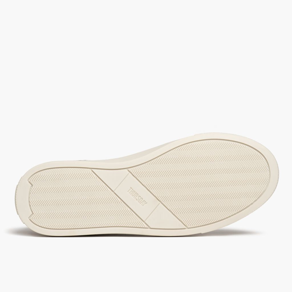 High-Traction Rubber Outsole & Lug Tread Pattern on Court Toffee x Off-White Leðurstrigaskór fyrir Karla