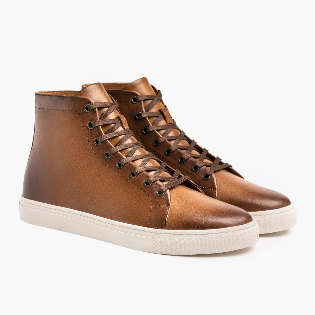 Premier High Top Toffee Leðurstrigaskór fyrir Karla For Men in Classic Full-Grain Leather - Hliðarsýn | Kaupa á netinu