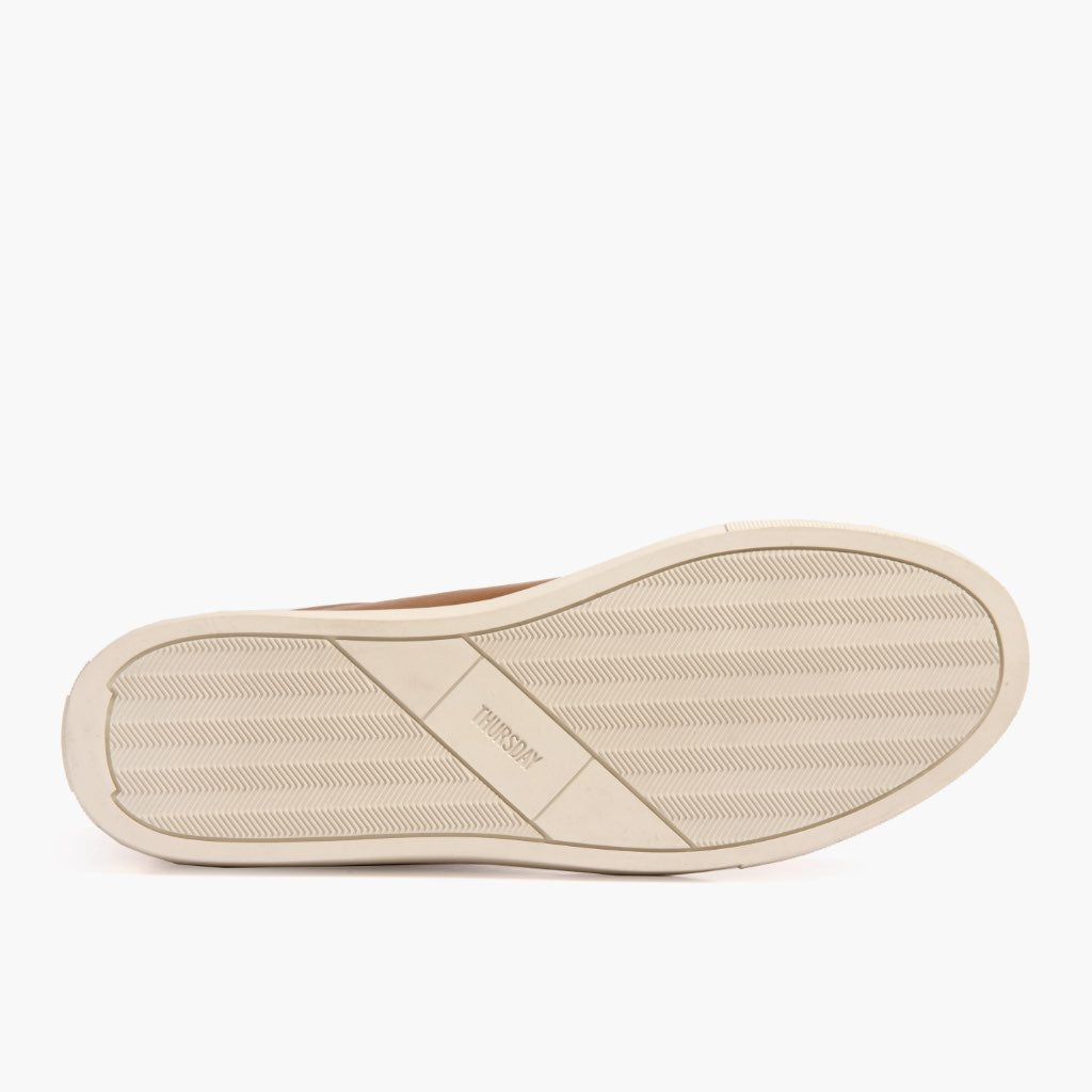 High-Traction Rubber Outsole & Lug Tread Pattern on Premier Low Top Toffee Leðurstrigaskór fyrir Karla For Men