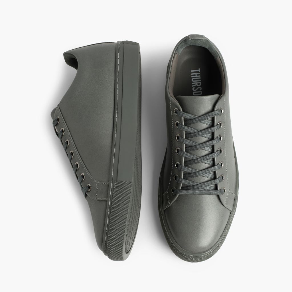 Premier Low Top Grey Leðurstrigaskór fyrir Karla For Men - Styrktur hæll og tvöfaldir saumar