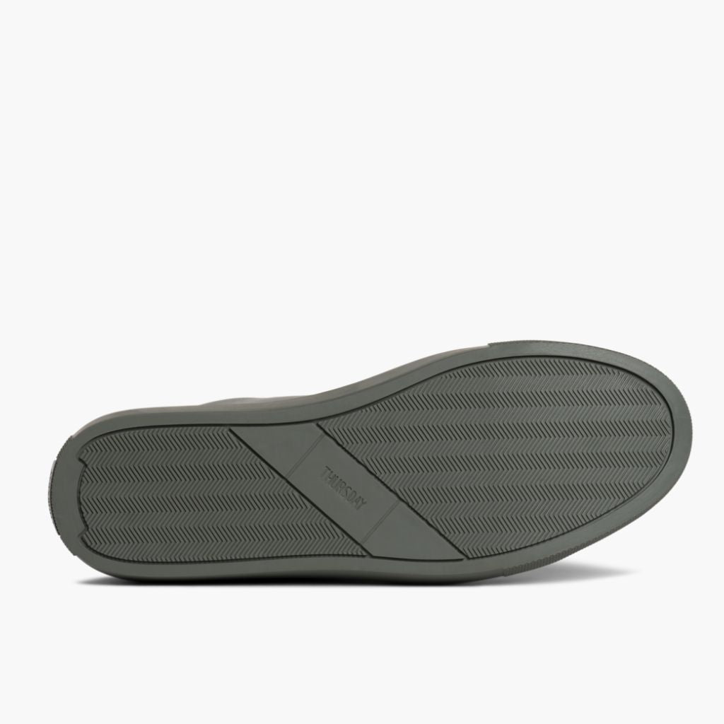 High-Traction Rubber Outsole & Lug Tread Pattern on Premier Low Top Grey Leðurstrigaskór fyrir Karla For Men