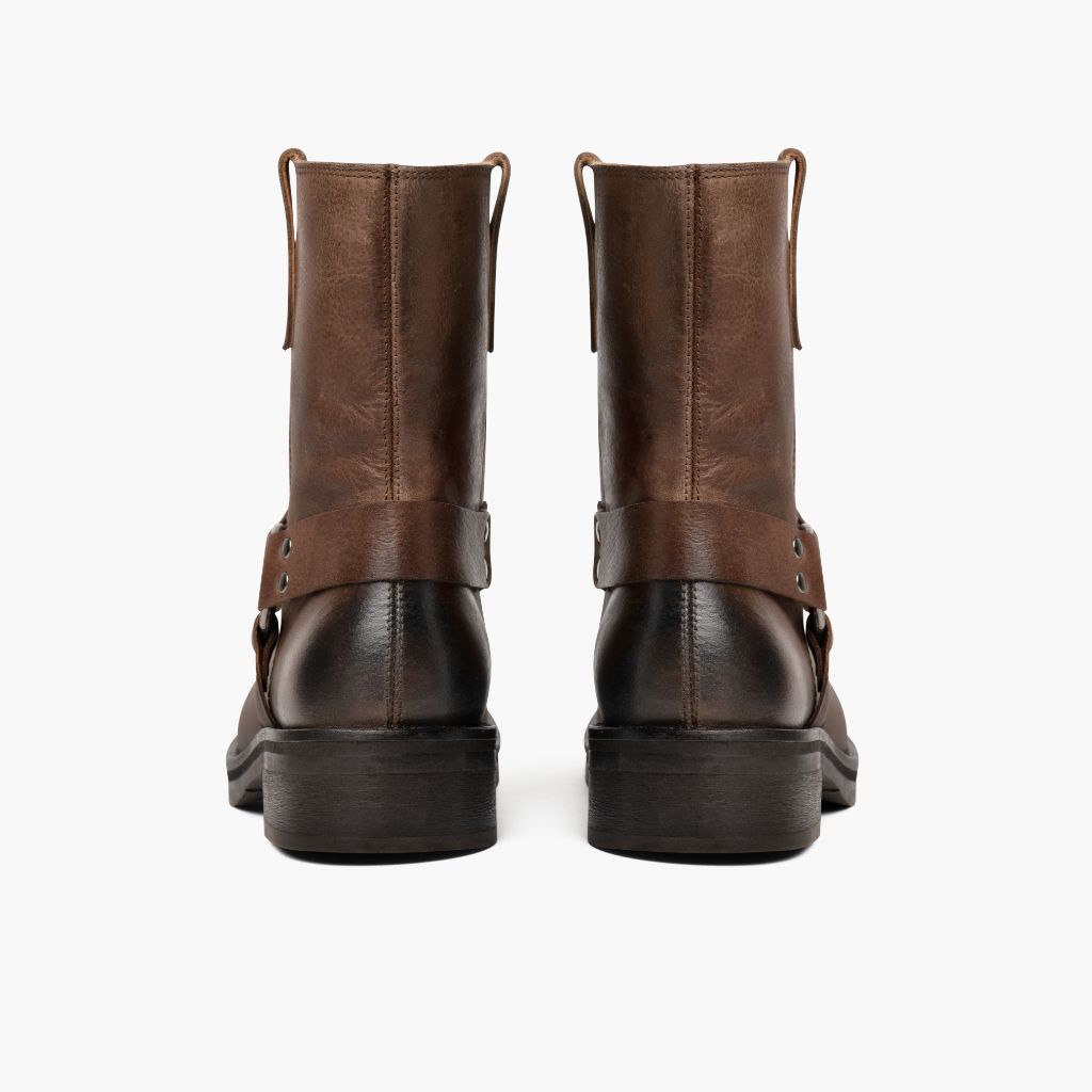 High-Traction Rubber Outsole & Lug Tread Pattern on Outlaw Light Tobacco Leðurstígvél fyrir Konur