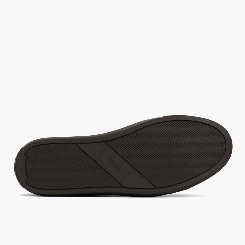 High-Traction Rubber Outsole & Lug Tread Pattern on Premier Low Top Tobacco Leðurstrigaskór fyrir Konur