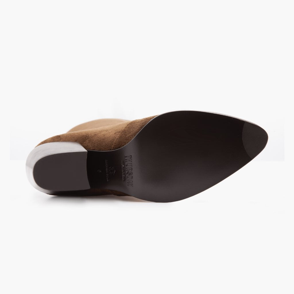 High-Traction Rubber Outsole & Lug Tread Pattern on Tempest Espresso Leðurstígvél fyrir Konur