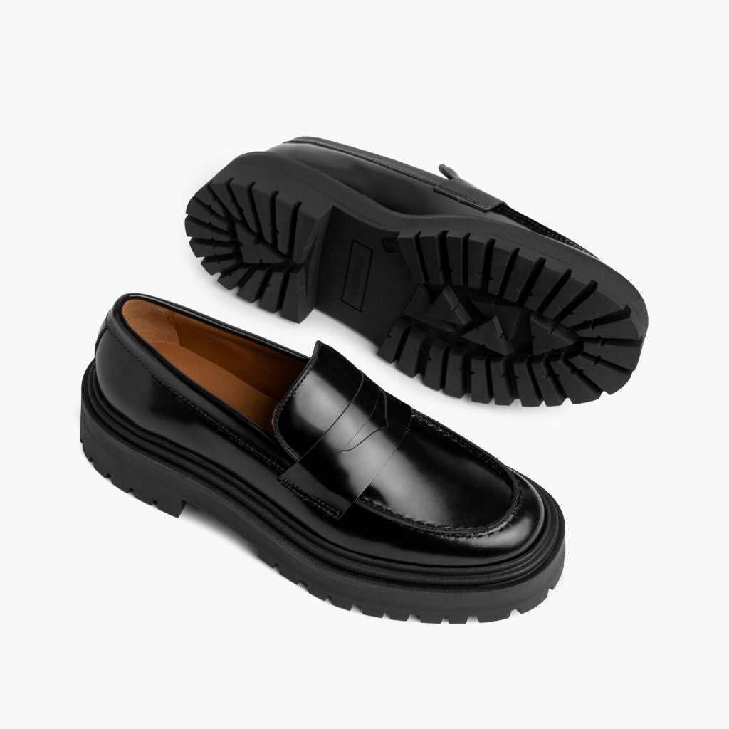 High-Traction Rubber Outsole & Lug Tread Pattern on Penny Platform Svartur Leður lágskór fyrir Konur