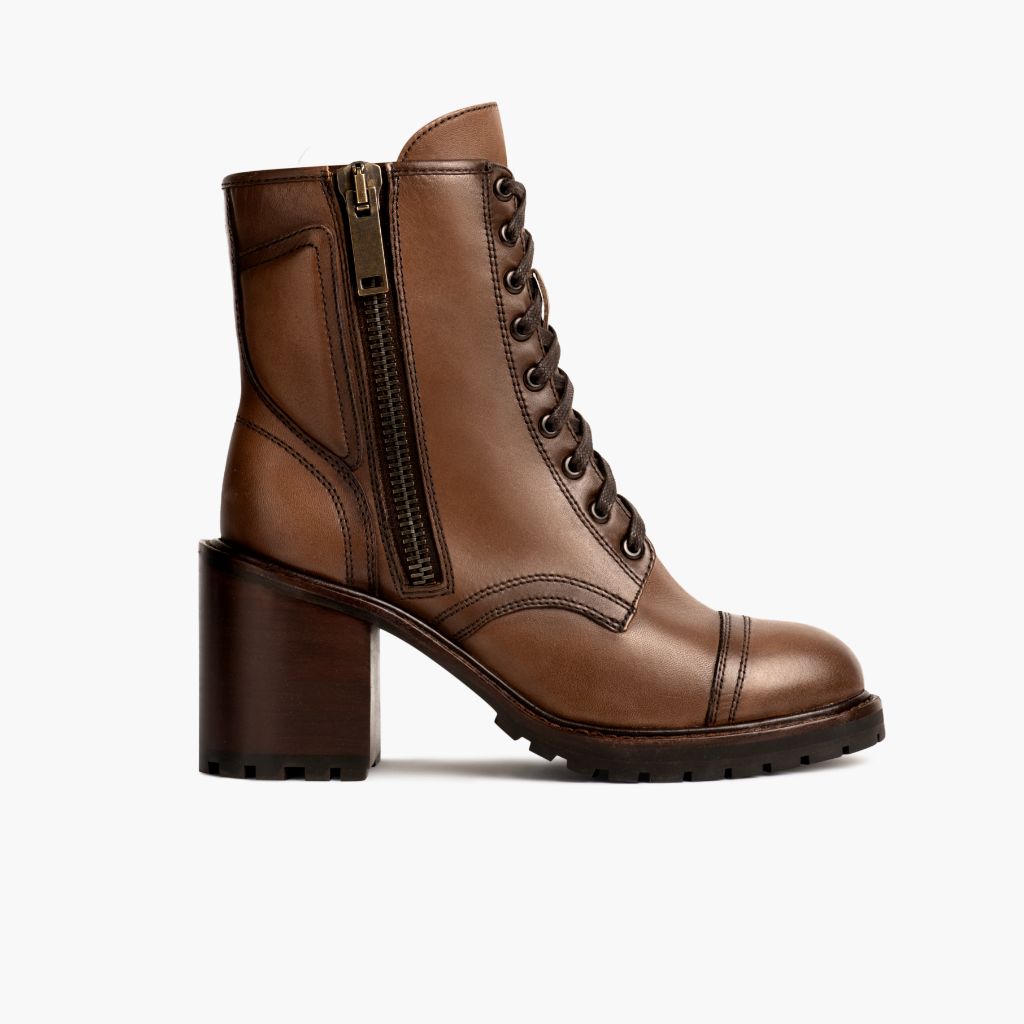 Rebel Amber Wheat Leðurstígvél fyrir Konur in Classic Full-Grain Leather - Hliðarsýn | Kaupa á netinu