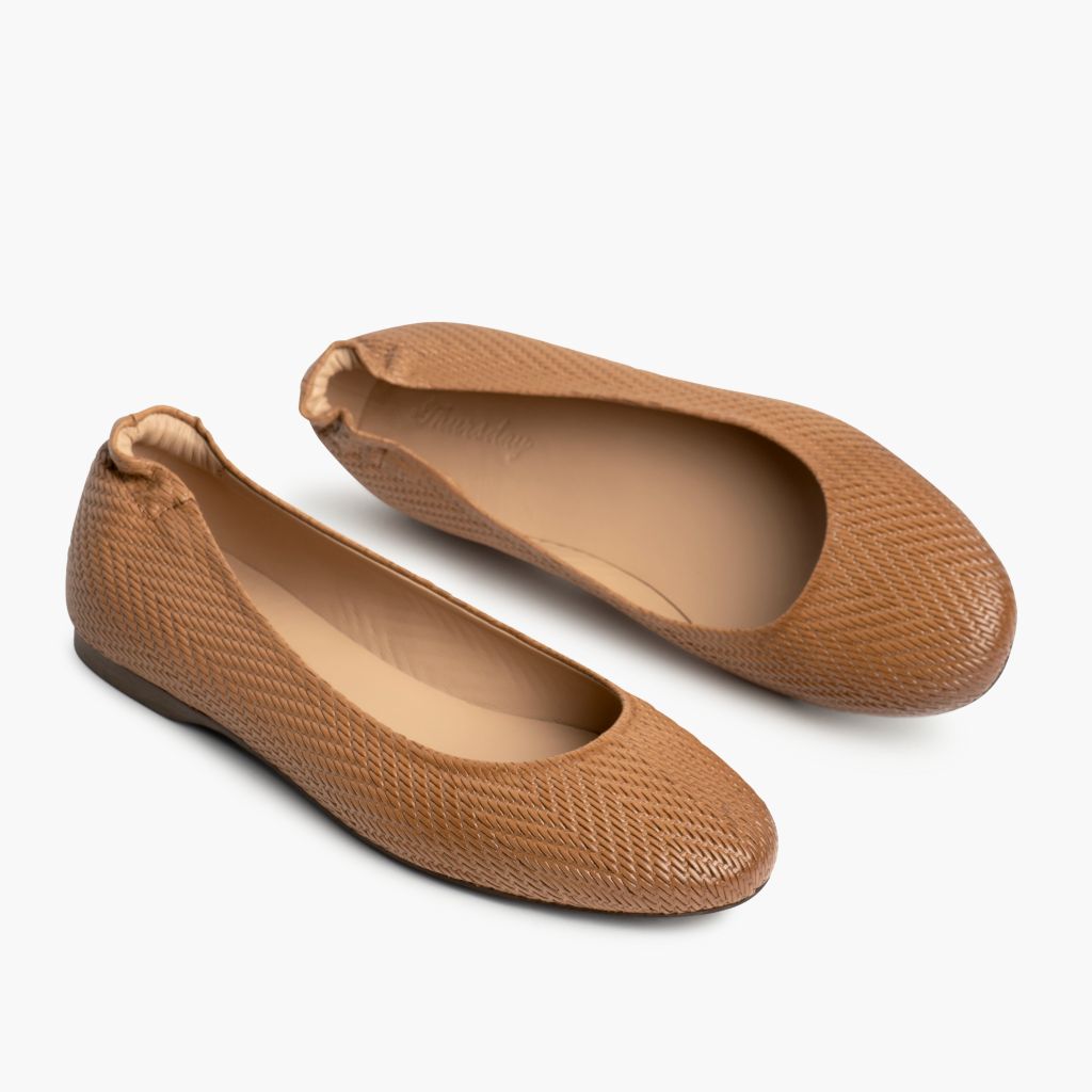 High-Traction Rubber Outsole & Lug Tread Pattern on Scrunch Ljósbrúnn Embossed Leðurstígvél fyrir Konur