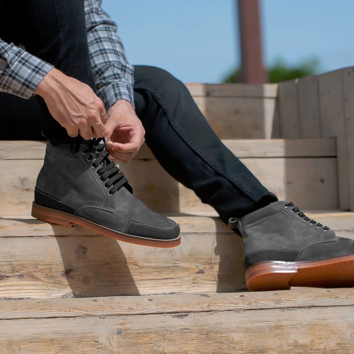 High-Traction Rubber Outsole & Lug Tread Pattern on Carnell Leðurstígvél fyrir Karla