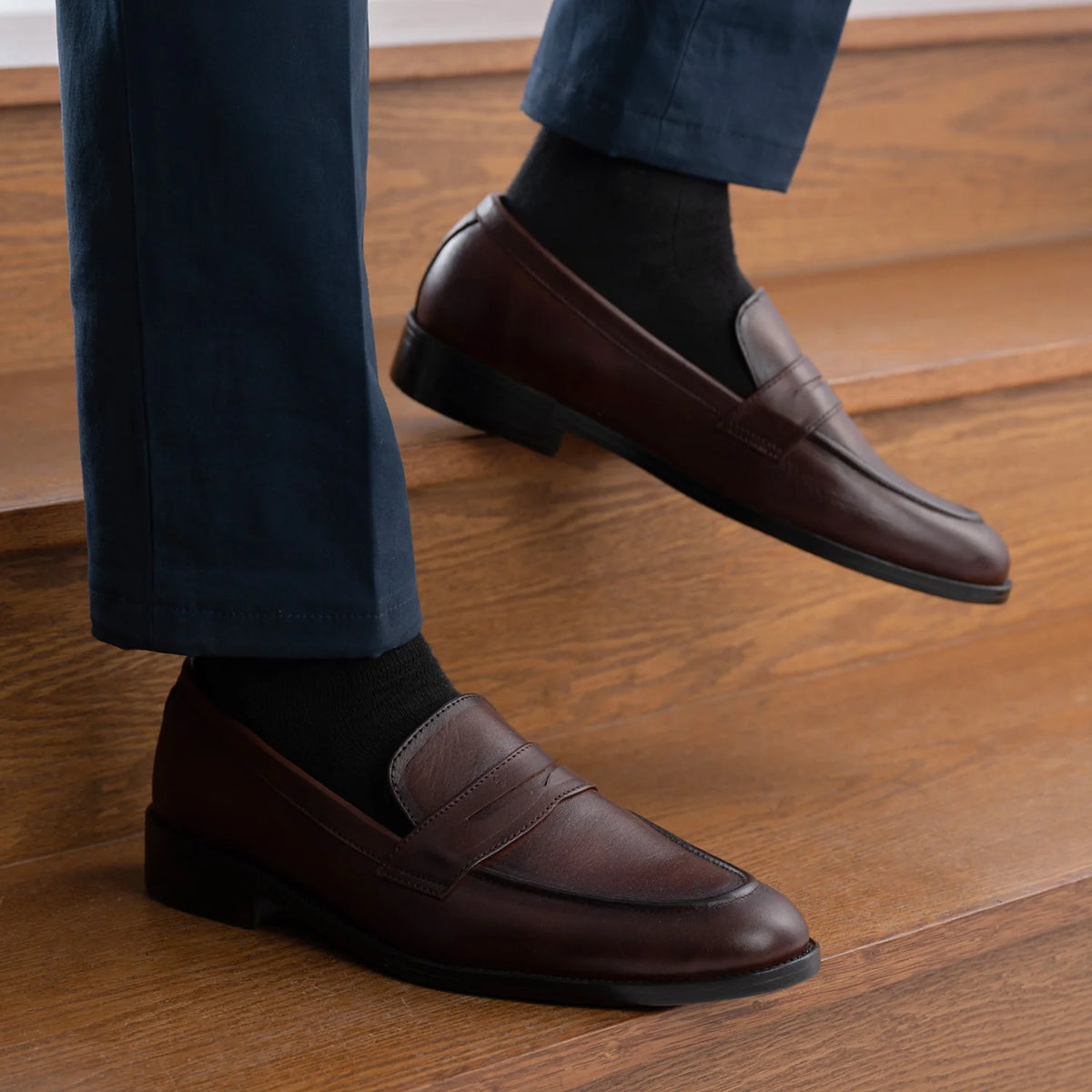 Orlaven Baxton Burnished Brúnn Leður lágskór fyrir Karla footwear image 9