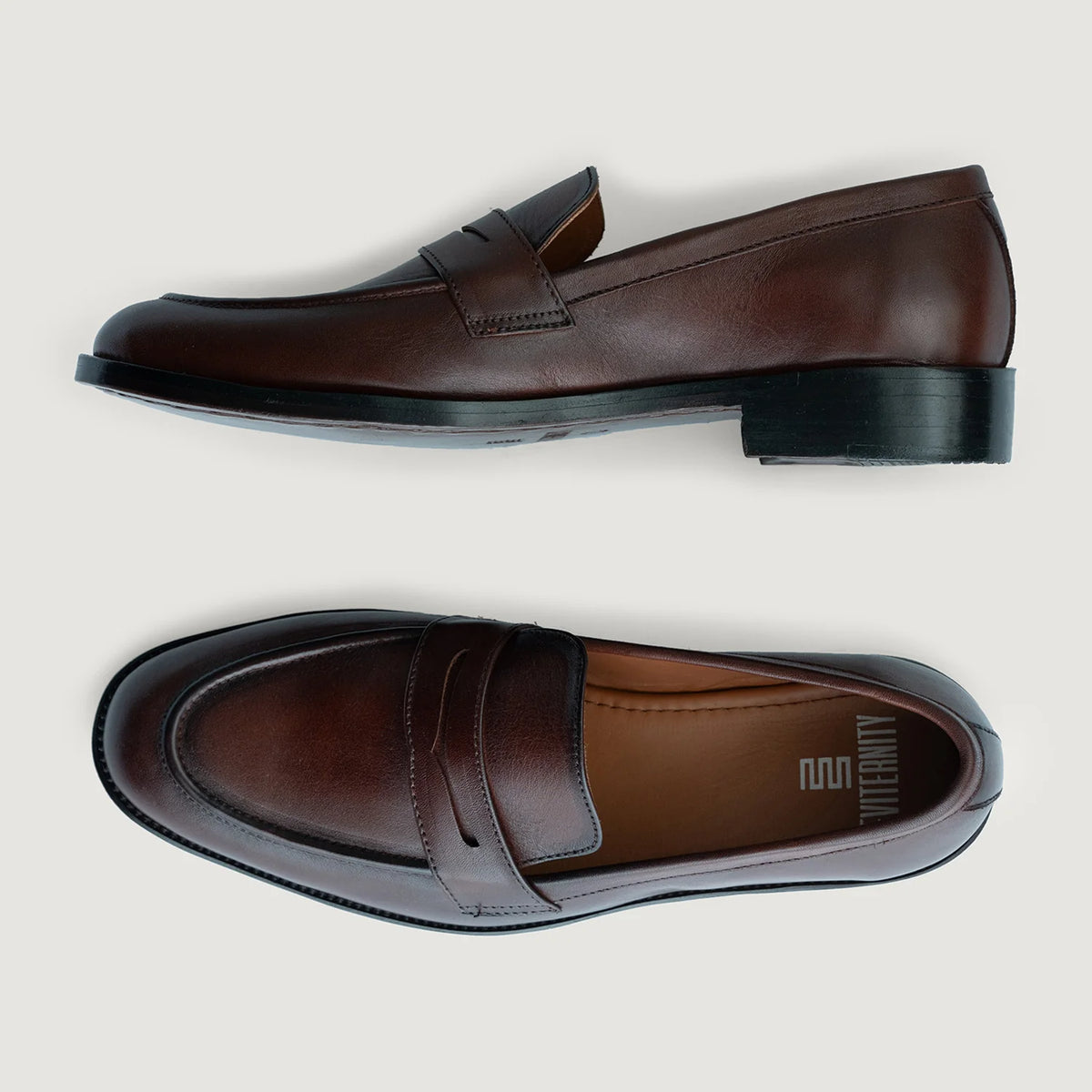 Baxton Burnished Brúnn Leður lágskór fyrir Karla For Men - Styrktur hæll og tvöfaldir saumar