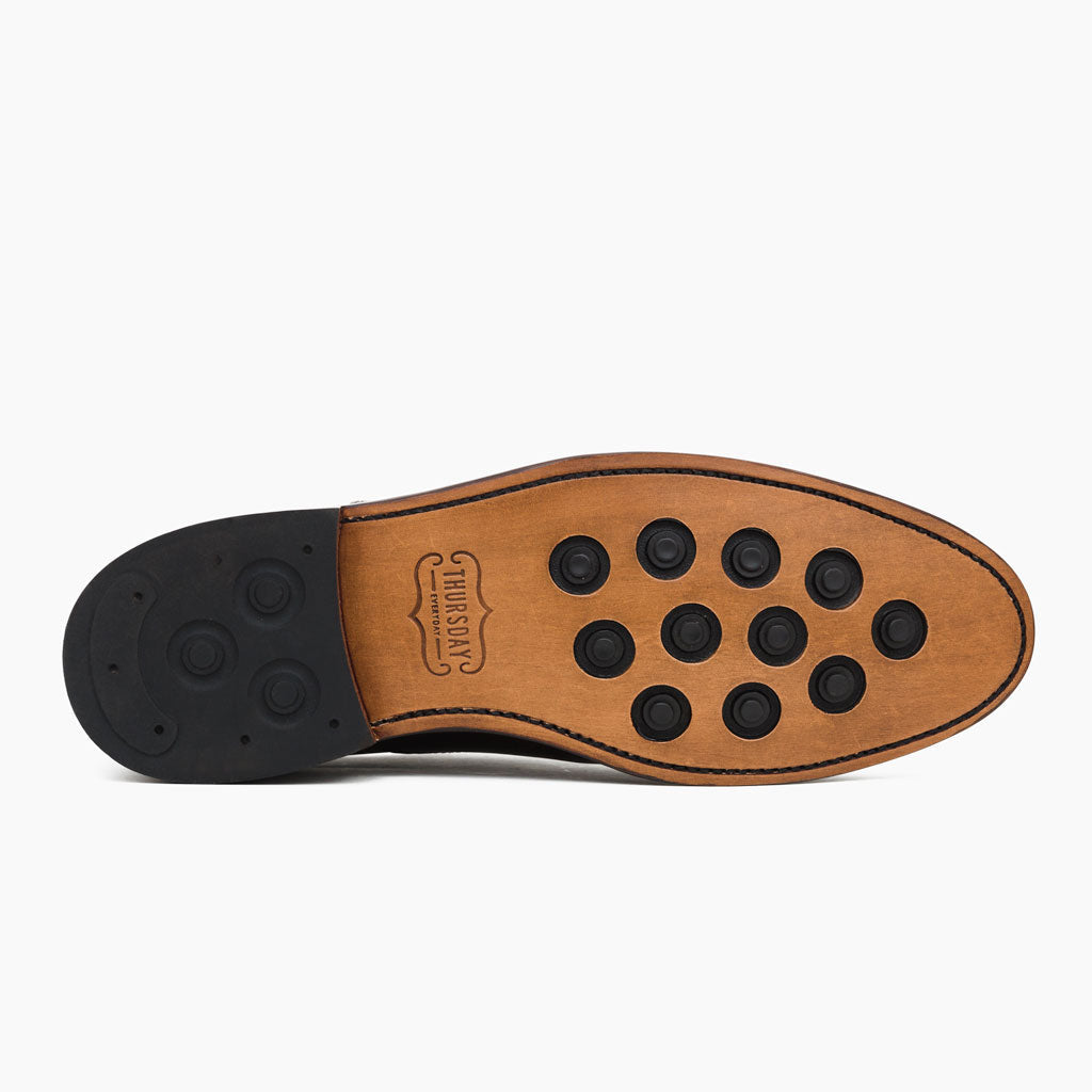 High-Traction Rubber Outsole & Lug Tread Pattern on Cavalier Svartur Leðurstígvél fyrir Karla