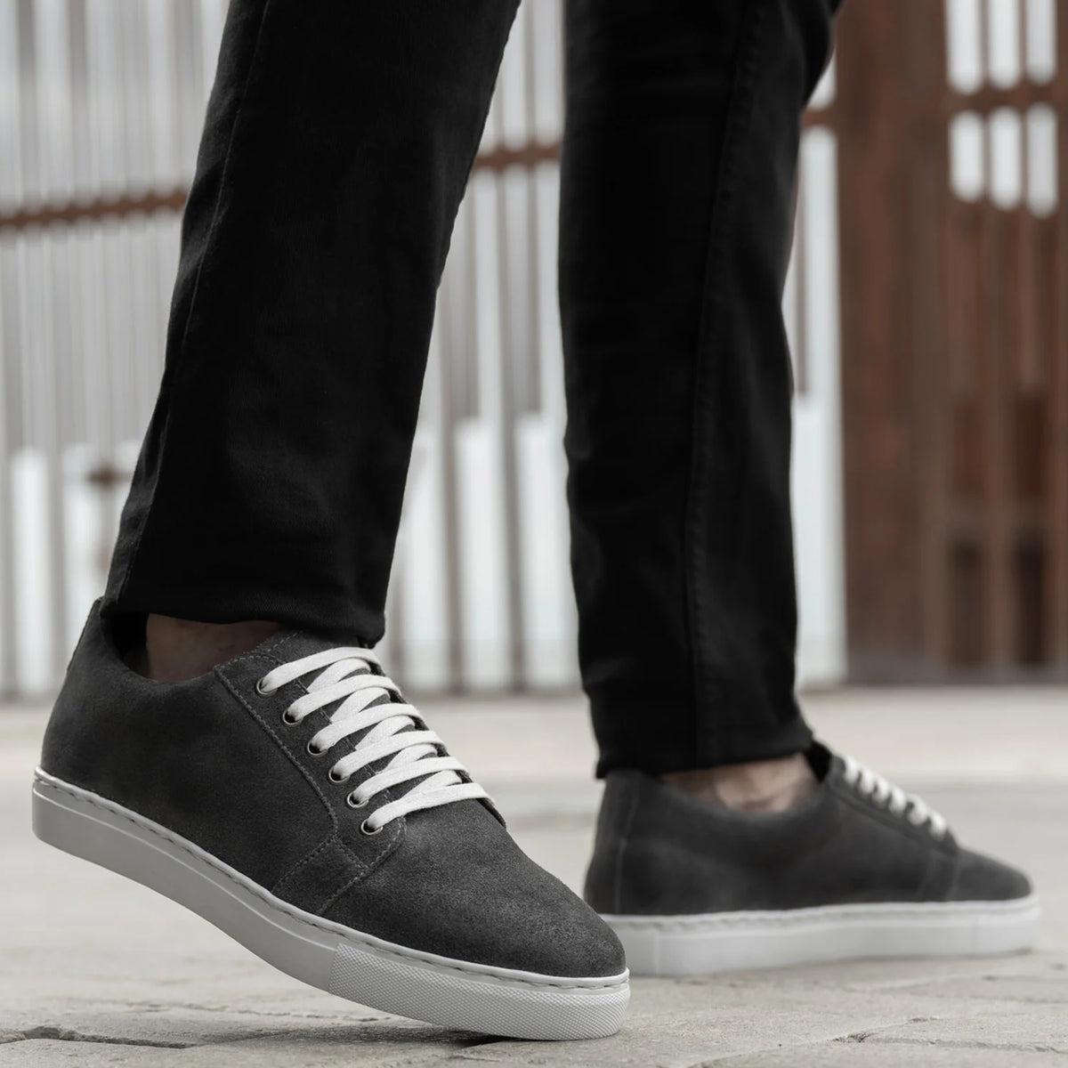 Orlaven Murphy Low Top Grey Suede Leðurstrigaskór fyrir Karla footwear image 10
