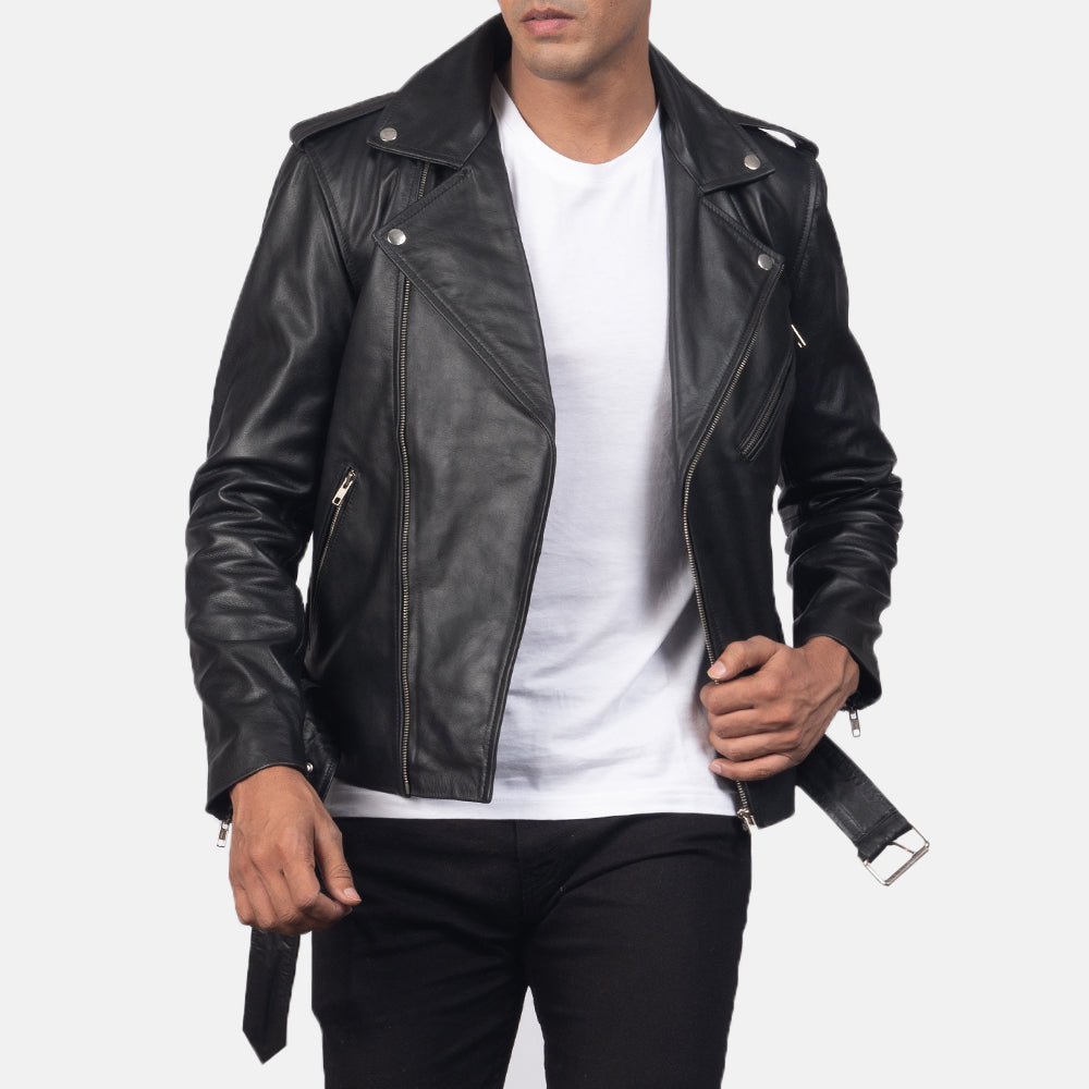 
Nærmynd of Notch & Zipper & Waist belt Hardware on Allaric Alley Black Leather Biker Jacket