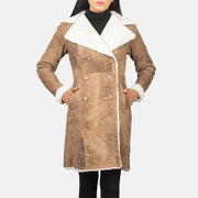 
Amie Distressed Brúnn Double-Breasted Shearling Leðursíðkápa fyrir Konur - Hliðarsýn með vinnuvistfræðilegu ermasniði