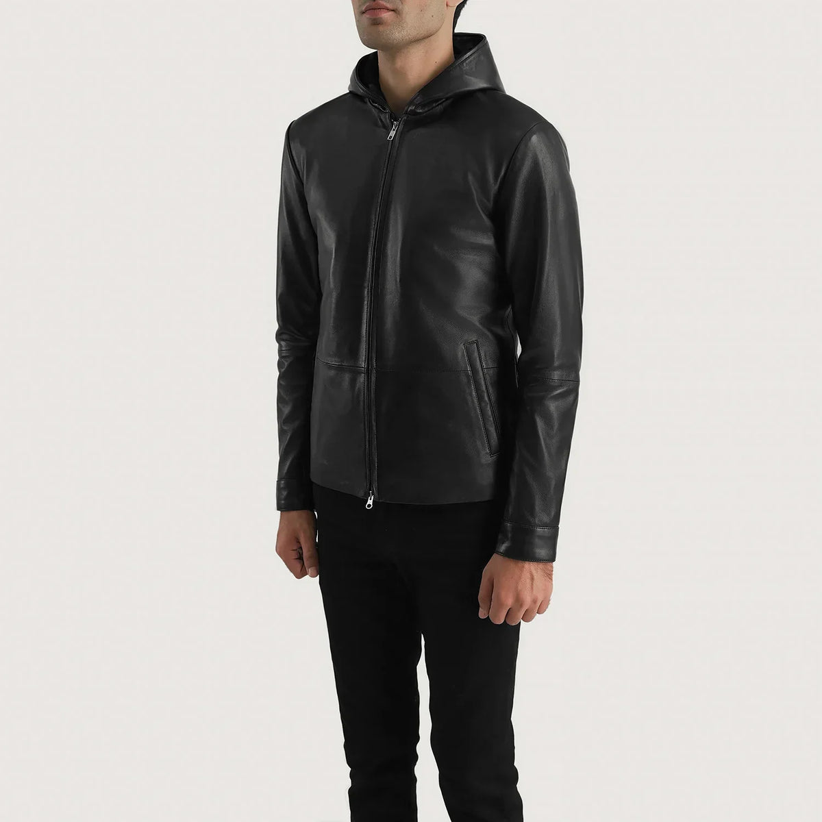 
Matte Black Sheepskin Leather Hooded Jacket - Að aftan með nákvæmri axlasniði og hreinum fald
