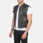 
Brown Sheepskin Leather Biker Jacket - Að aftan með nákvæmri axlasniði og hreinum fald