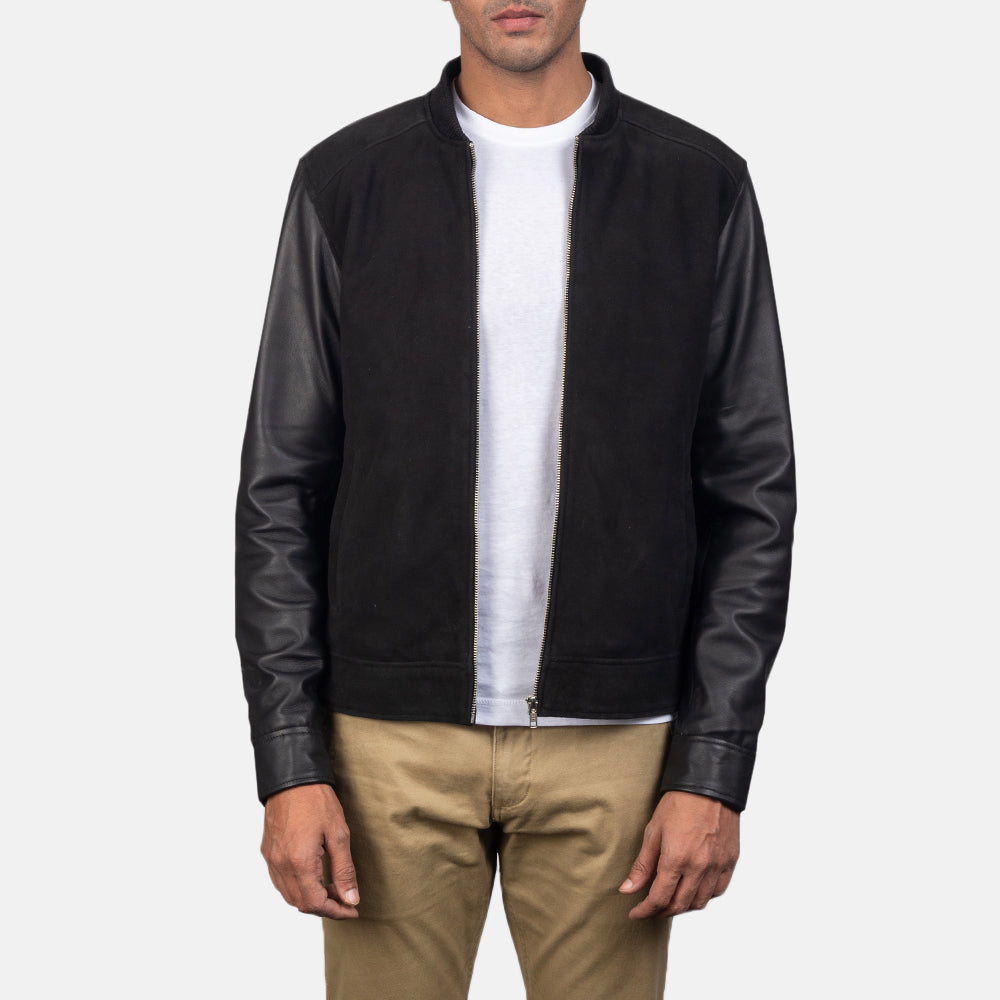 
Blain Brown Suede Bomber Jacket in Brown Goatskin Suede - Að framan með sniðinni hönnun | Kaupa á netinu