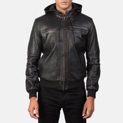 
Bouncer Biz Black Leather Hooded Bomber Jacket - Hliðarsýn með vinnuvistfræðilegu ermasniði