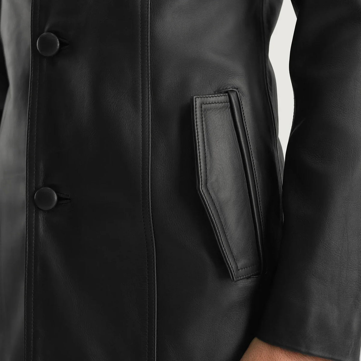 
Fóðursýn Showing Quilted Polyester Lining & Tveir hagnýtir innri vasar