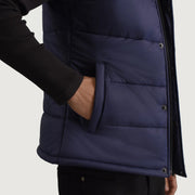 
Fóðursýn Showing Quilted Viscose Lining & Tveir hagnýtir innri vasar