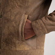 
Fóðursýn Showing Fully Faux Fur Lined & Tveir hagnýtir innri vasar