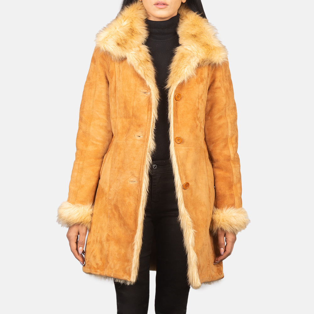 
Erica Beige Leather Coat in Distressed Beige Goatskin Suede - Að framan með sniðinni hönnun | Kaupa á netinu