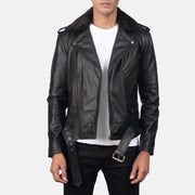 
Furton Black Leather Biker Jacket in Black Cowhide Leather - Að framan með sniðinni hönnun | Kaupa á netinu