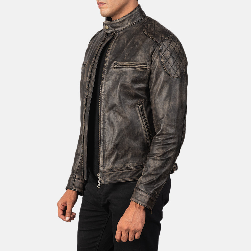 
Distressed Brown Goatskin Leather Biker Jacket - Að aftan með nákvæmri axlasniði og hreinum fald