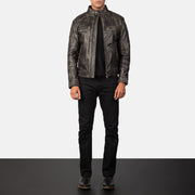 
Nærmynd of Band with snap buttons & Zipper Hardware on Gatsby Quilted Distressed Brown Leather Jacket