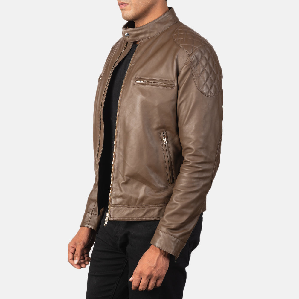 
Dark Brown Sheepskin Leather Biker Jacket - Að aftan með nákvæmri axlasniði og hreinum fald