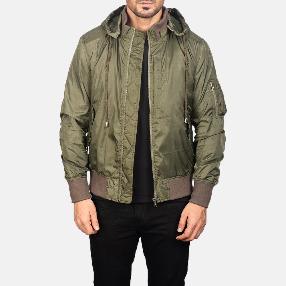 
Hanklin Ma-1 Green Hooded Bomber Jacket in Green Nylon - Að framan með sniðinni hönnun | Kaupa á netinu