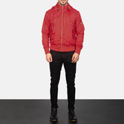
Hanklin Ma-1 Red Hooded Bomber Jacket - Hliðarsýn með vinnuvistfræðilegu ermasniði