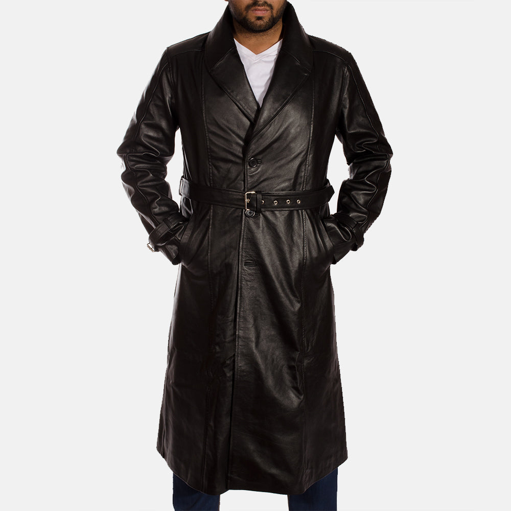 
Black Cowhide Leather Trench Coat - Að aftan með nákvæmri axlasniði og hreinum fald