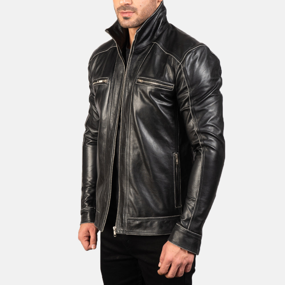 
Black Cowhide Leather Biker Jacket - Að aftan með nákvæmri axlasniði og hreinum fald