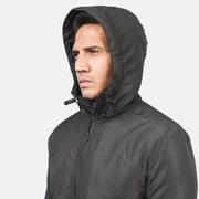 
Fóðursýn Showing Quilted Polyester Lining & Tveir hagnýtir innri vasar
