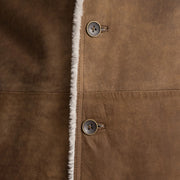 
Nærmynd of Notch & Button Hardware on Kolby Distressed Brown Shearling Long Coat
