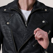 
Fóðursýn Showing Quilted Polyester Lining & Tveir hagnýtir innri vasar