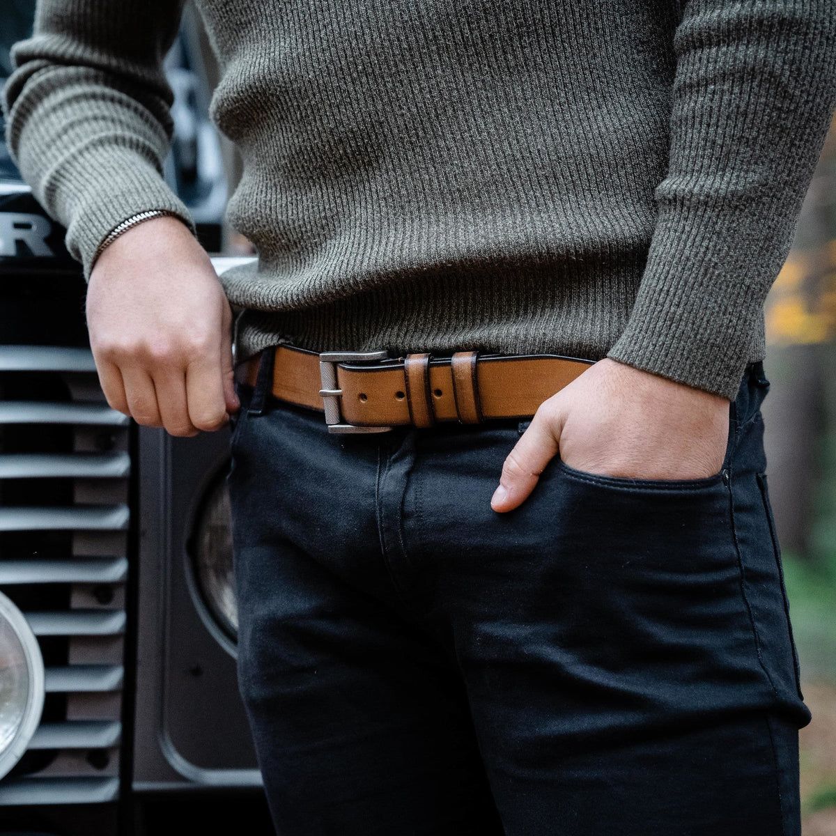Aayden Full-Grain Leather Belt – alternate product view 3