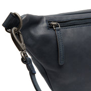 
Fóðursýn Showing Dedicated Padded Laptop Sleeve & Multi-Compartment Organization