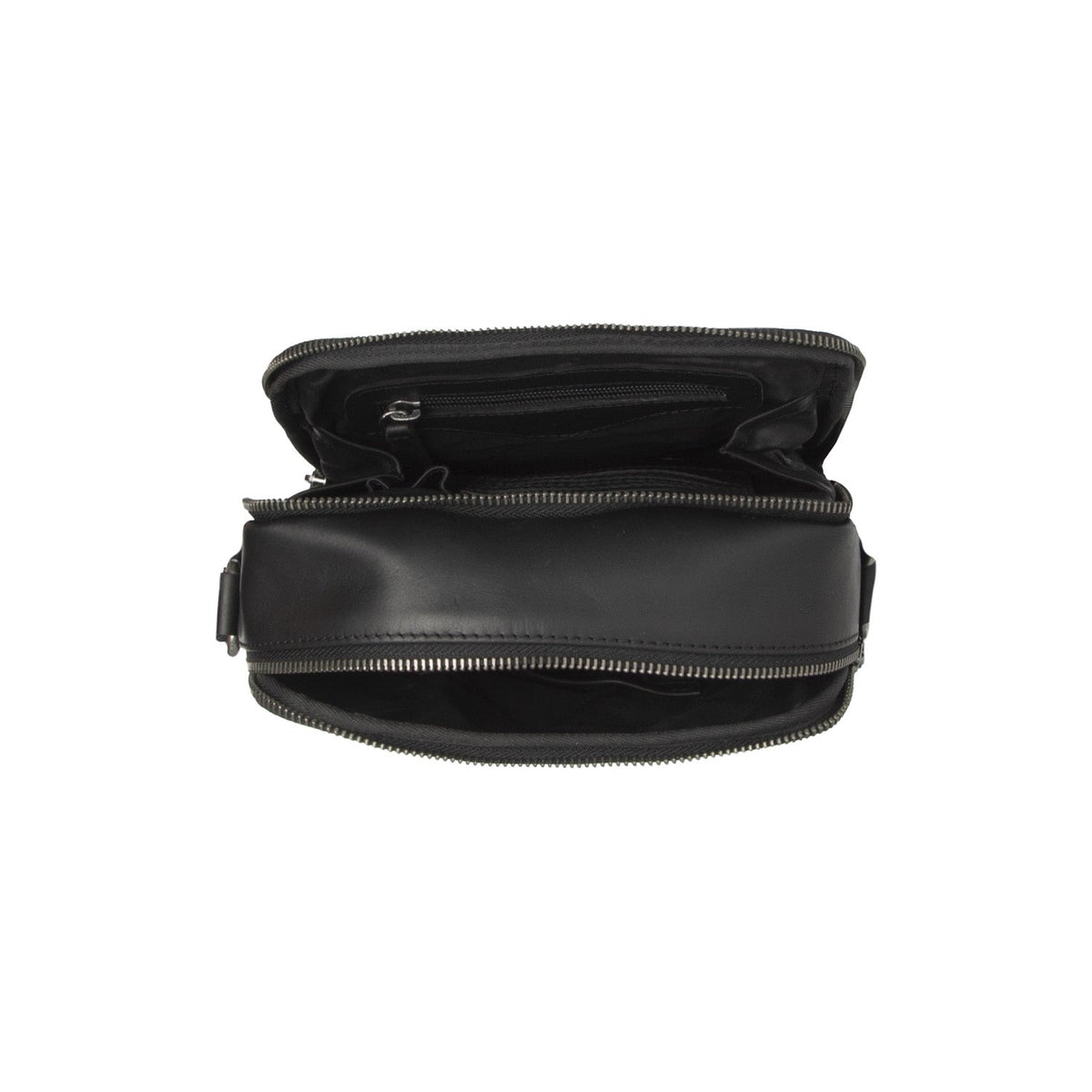 
Solid Antique Brass Hardware & Heavy-Duty Dual Zipper Detail on Arendal Leður crossbody taska