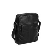 
Fóðursýn Showing Dedicated Padded Laptop Sleeve & Multi-Compartment Organization