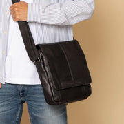 
Classic 100% Full-Grain leather Bag - Að aftan með styrktum leðurólum