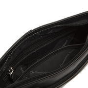 
Fóðursýn Showing Dedicated Padded Laptop Sleeve & Multi-Compartment Organization