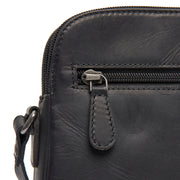 
Vionne Leður crossbody taska - Hliðarsýn sem sýnir dýpt og rúmmál