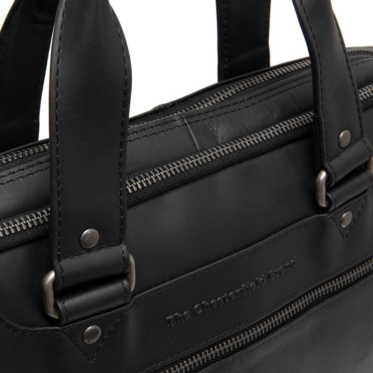
Fóðursýn Showing Dedicated Padded Laptop Sleeve & Multi-Compartment Organization