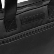 
Fóðursýn Showing Dedicated Padded Laptop Sleeve & Multi-Compartment Organization