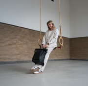 
Fóðursýn Showing Dedicated Padded Laptop Sleeve & Multi-Compartment Organization